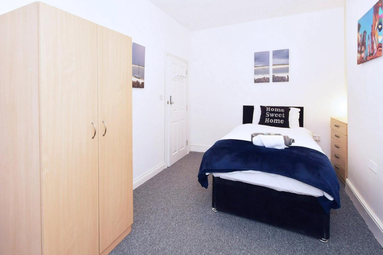 Townhouse @ Hanley Road Stoke Buitenkant foto