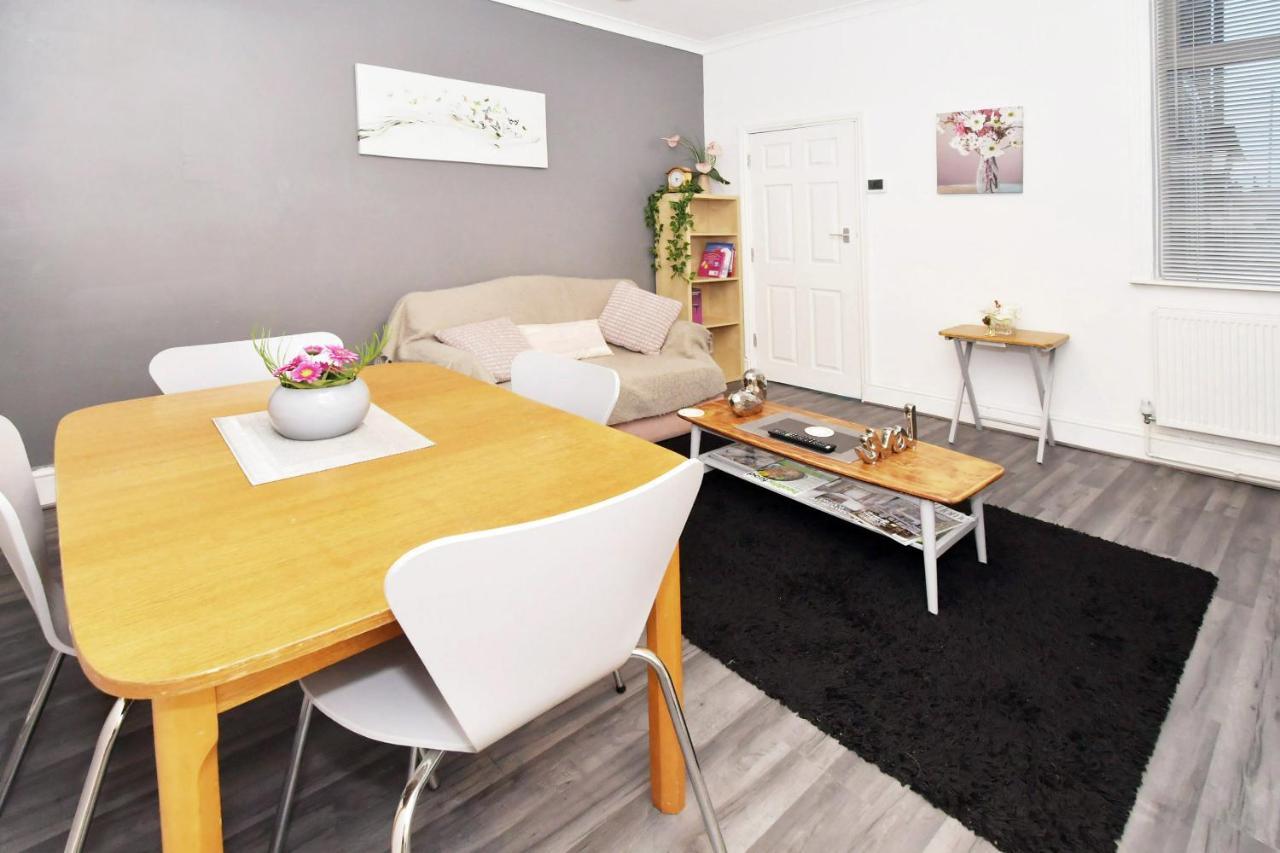 Townhouse @ Hanley Road Stoke Buitenkant foto