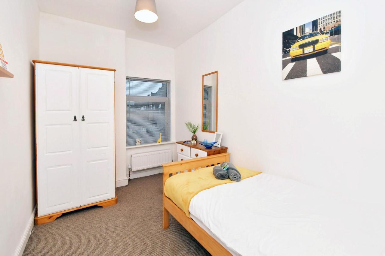 Townhouse @ Hanley Road Stoke Buitenkant foto
